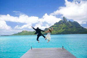 https://pandrevomai.com/wp-content/uploads/2015/11/st-regis-wedding-honeymoon-bora-bora-dream-paradise-beach-polynesian-wedding-ceremony-desktop-background-3390062-300x200.jpg